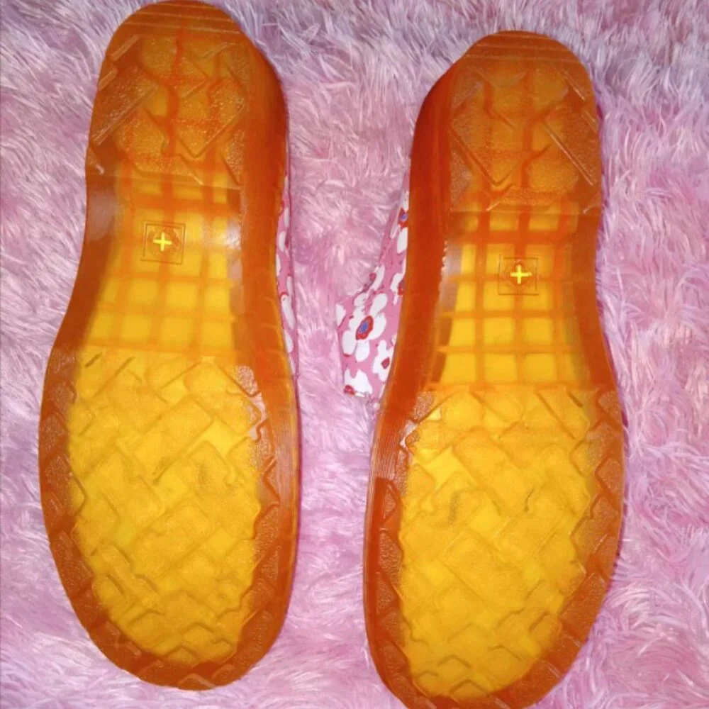 Dr. Martens Pink White Floral 9A58 Mary Janes New 11 10 43 - Picture 4 of 5